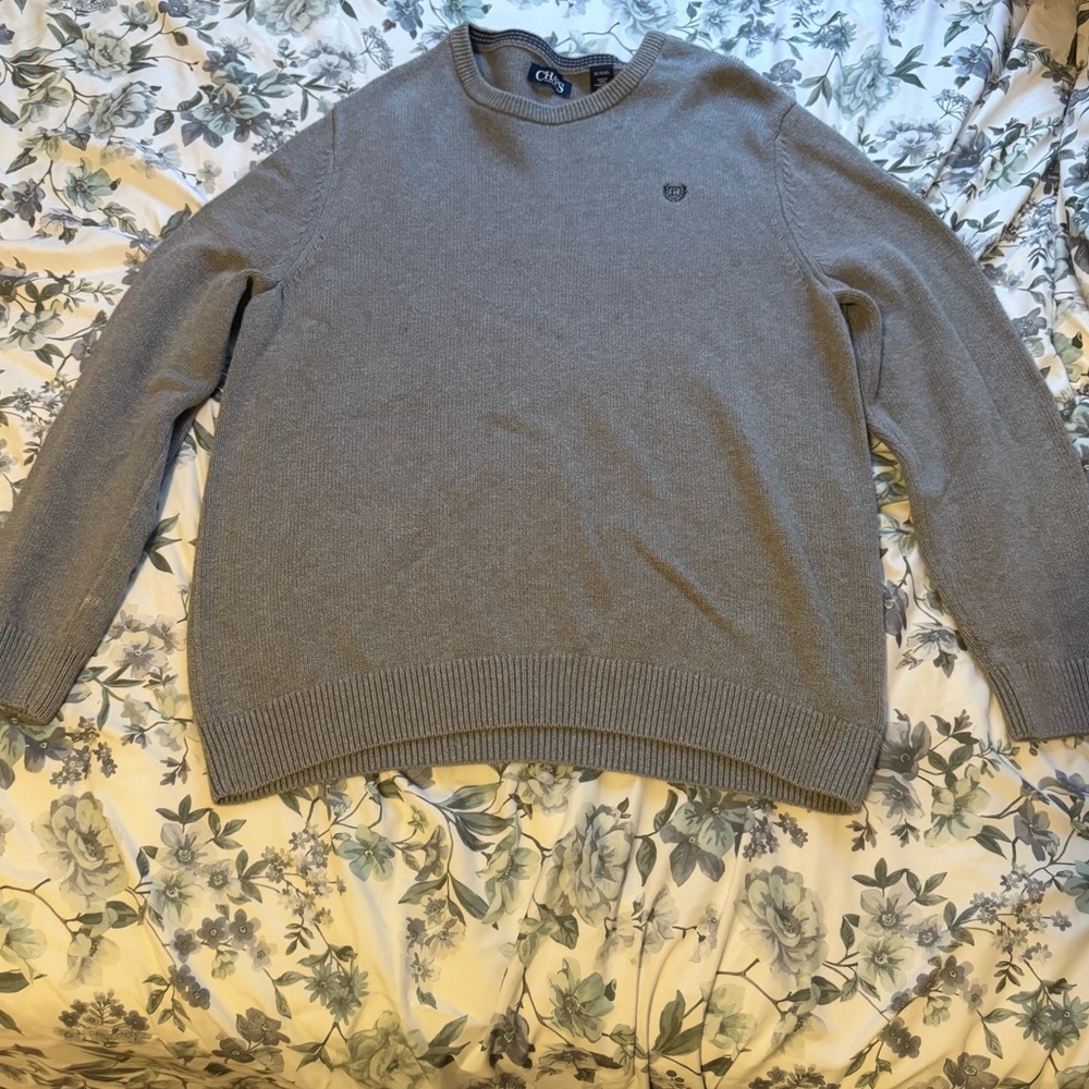 Chaps Light Gray Crewneck Sweater